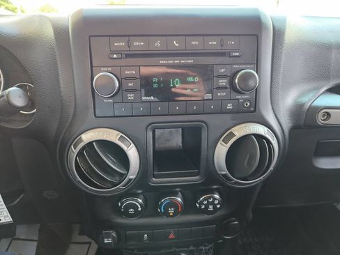 Used 2013 Jeep Wrangler Sport w/ Connectivity Group AWD/4WD image 16