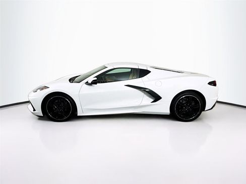 Used 2022 Chevrolet Corvette Stingray Preferred Cpe w/ Engine Appearance Package image 22