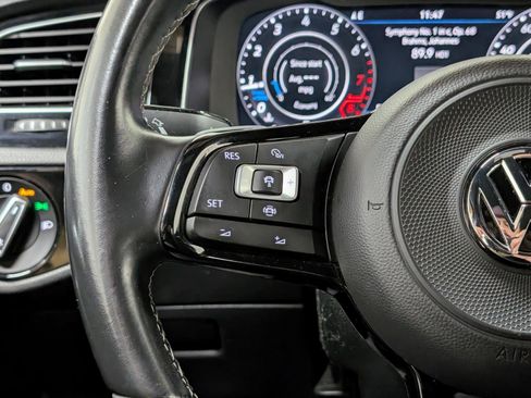 Used 2019 Volkswagen Golf 4-Door image 33