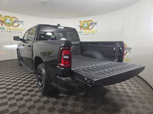 Certified 2025 RAM 1500 Big Horn AWD/4WD image 33