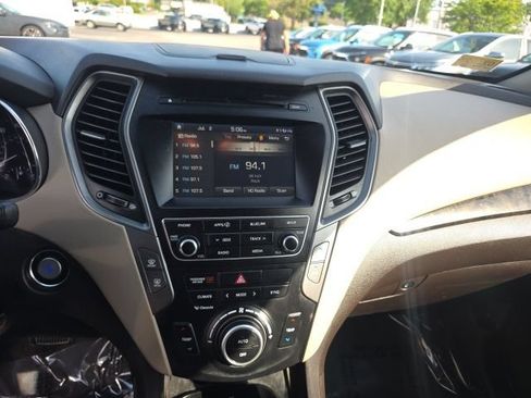 Used 2017 Hyundai Santa Fe Sport AWD/4WD image 20