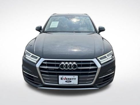 Used 2018 Audi Q5 2.0T Premium Plus w/ Premium Plus Package AWD/4WD image 2