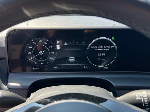 Certified 2026 Kia Seltos SX AWD/4WD image 16