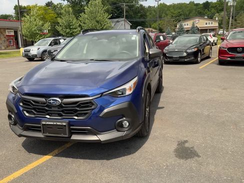 Certified 2024 Subaru Crosstrek 2.0i Premium AWD/4WD image 3