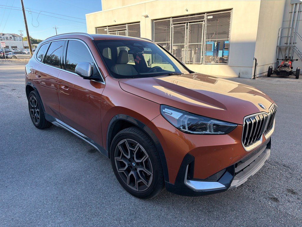 Certified 2023 BMW X1 xDrive28i w/ Convenience Package AWD/4WD image 4