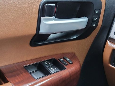 Used 2012 Toyota Sequoia Platinum image 36