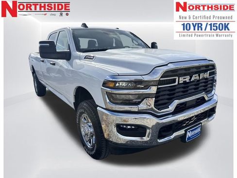 New 2026 RAM 2500 Tradesman w/ Chrome Appearance Group image 3