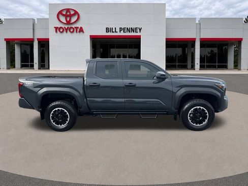 Used 2024 Toyota Tacoma TRD Off-Road AWD/4WD image 8