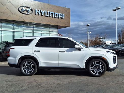 New 2025 Hyundai Palisade SEL image 2