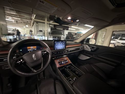 Used 2021 Lincoln Aviator Grand Touring w/ Equipment Group 302A image 11