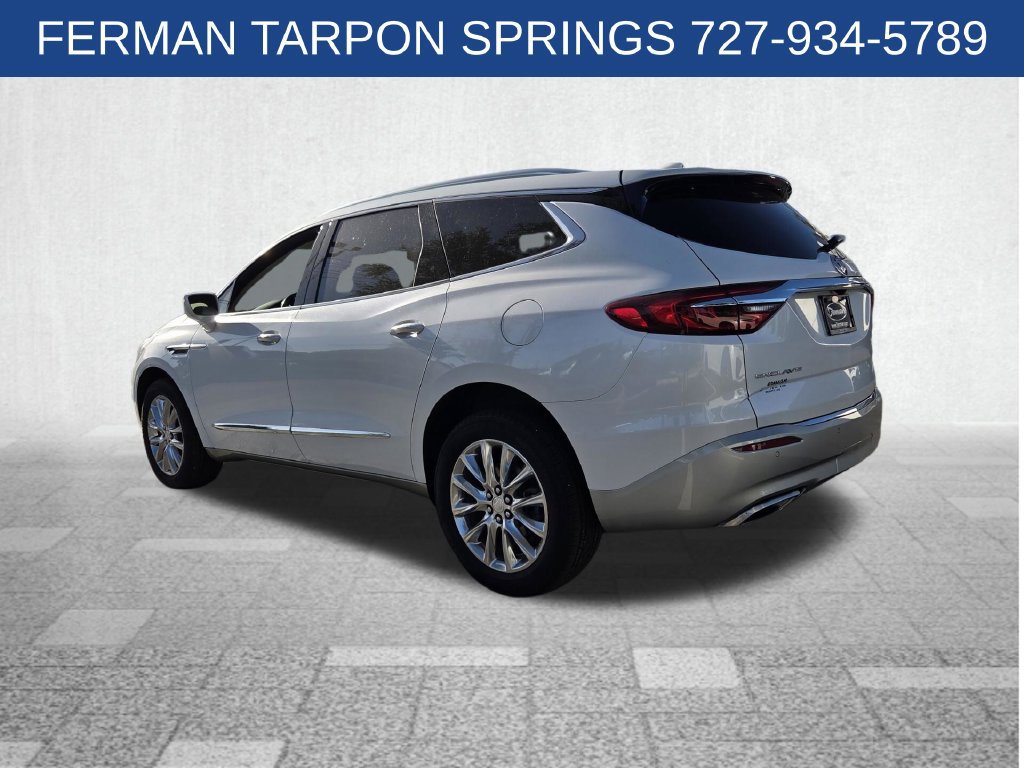 Used 2020 Buick Enclave Premium w/ Sun and Sites Package FWD image 5