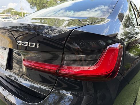 Used 2019 BMW 330i Sedan w/ Convenience Package RWD image 12