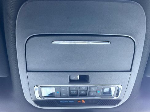 Used 2023 Ford F150 Lariat w/ Equipment Group 502A High AWD/4WD image 17