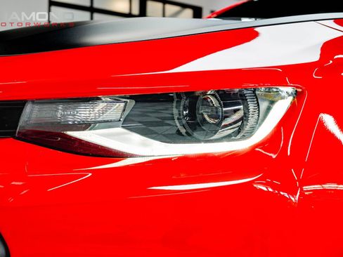 Used 2021 Chevrolet Camaro ZL1 RWD image 45