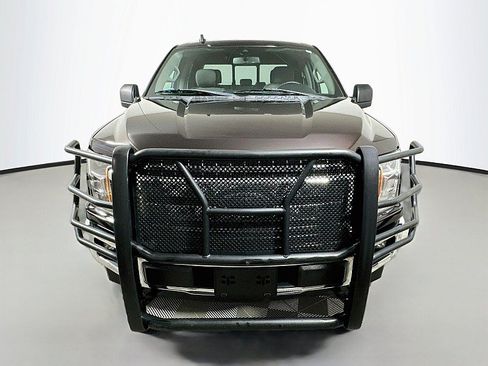 Used 2019 Ford F150 XLT w/ Equipment Group 302A Luxury AWD/4WD image 2