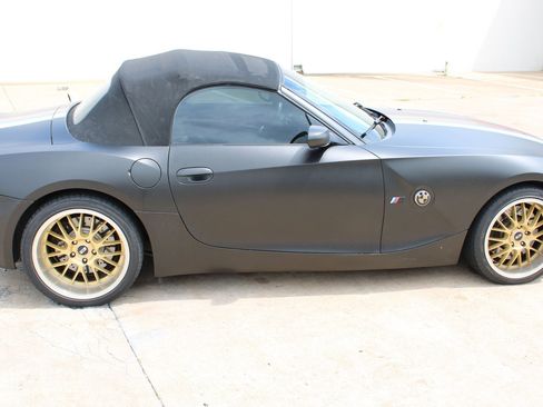 Used 2006 BMW M Roadster RWD image 22