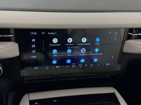 New 2026 Lincoln Navigator Premiere AWD/4WD image 16