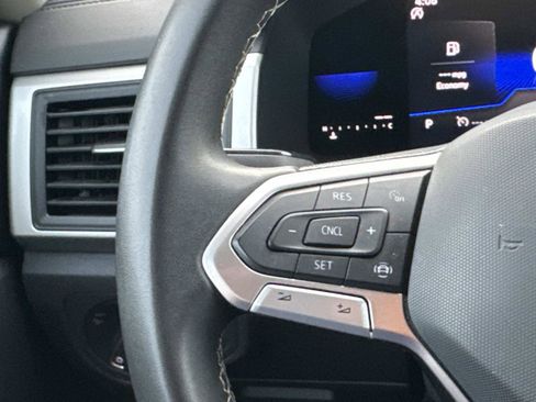 Certified 2023 Volkswagen Atlas SE image 17