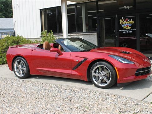 Used 2015 Chevrolet Corvette Stingray Convertible w/ 2LT Preferred Equipment Group RWD image 23