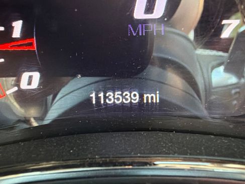 Used 2018 Dodge Durango SRT w/ Technology Group AWD/4WD image 24