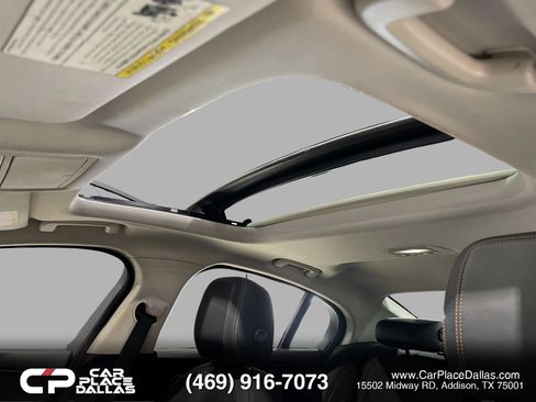 Used 2019 Jaguar XE Prestige RWD image 41