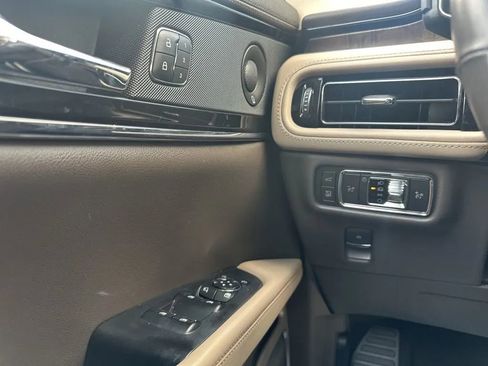 Used 2021 Lincoln Nautilus Reserve FWD image 12
