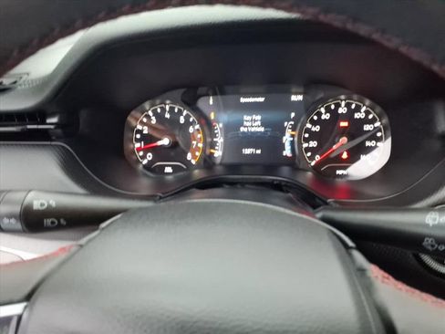 Used 2024 Jeep Compass Trailhawk w/ Sun and Sound Group AWD/4WD image 22