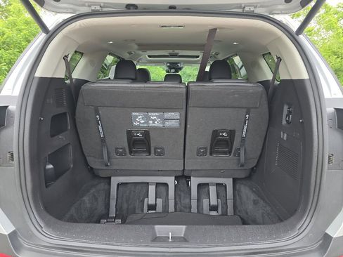 Used 2025 Kia Carnival SX Prestige FWD image 18