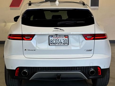 Used 2018 Jaguar E-PACE S image 4