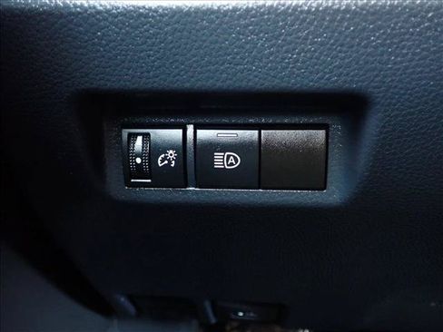 Certified 2023 Toyota RAV4 LE AWD/4WD image 22