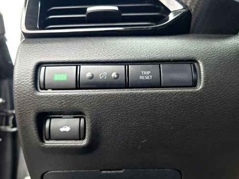 Used 2024 Nissan Sentra SV image 15