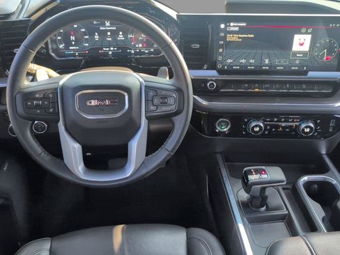 Used 2023 GMC Sierra 1500 SLT w/ SLT Premium Package AWD/4WD image 33