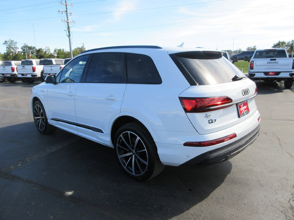 Used 2023 Audi Q7 3.0T Prestige AWD/4WD image 10