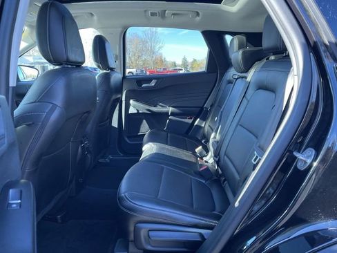 Used 2022 Ford Escape Titanium w/ Class II Trailer Tow Package image 26