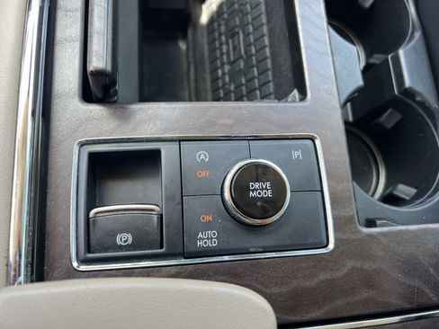 Used 2022 Lincoln Navigator Reserve RWD image 19