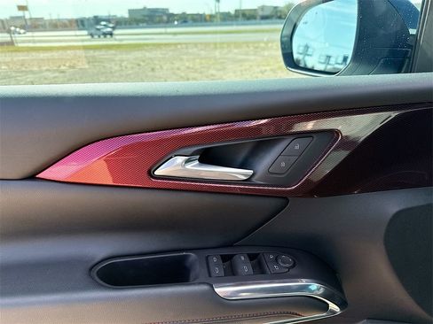 Certified 2024 Chevrolet Traverse Z71 image 9