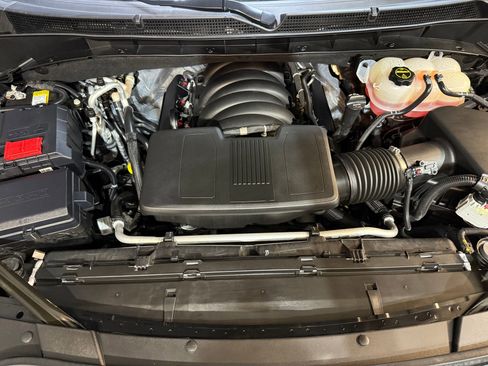 Certified 2025 Cadillac Escalade ESV Premium Luxury image 62