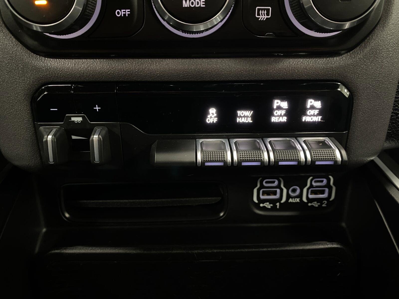 Used 2021 RAM 1500 Big Horn AWD/4WD image 25
