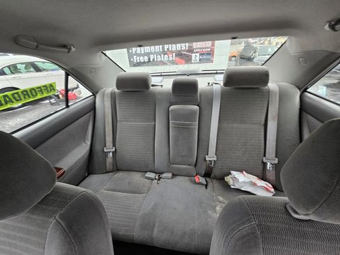 Used 2005 Toyota Camry LE image 17