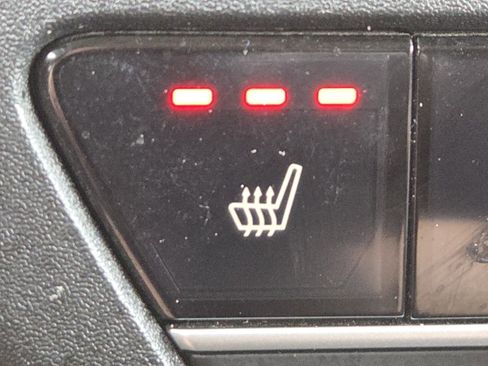 Used 2025 Honda CR-V EX image 9