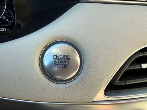 Used 2021 Hyundai Palisade Calligraphy image 12