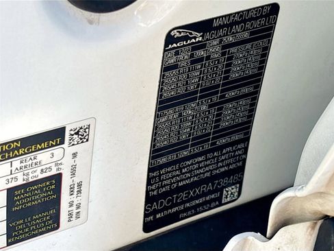 Used 2024 Jaguar F-PACE R-Dynamic S image 37