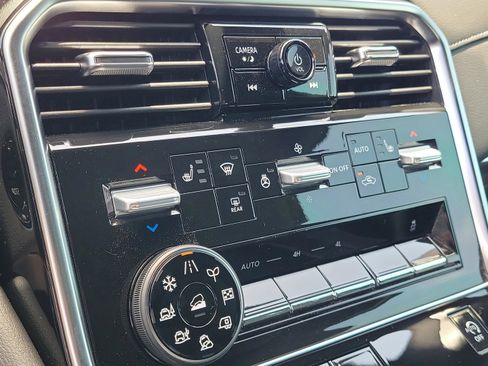 New 2025 Nissan Armada SL w/ Captain's Chari Seat Package image 34