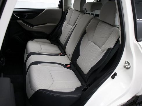 Used 2022 Subaru Forester image 11