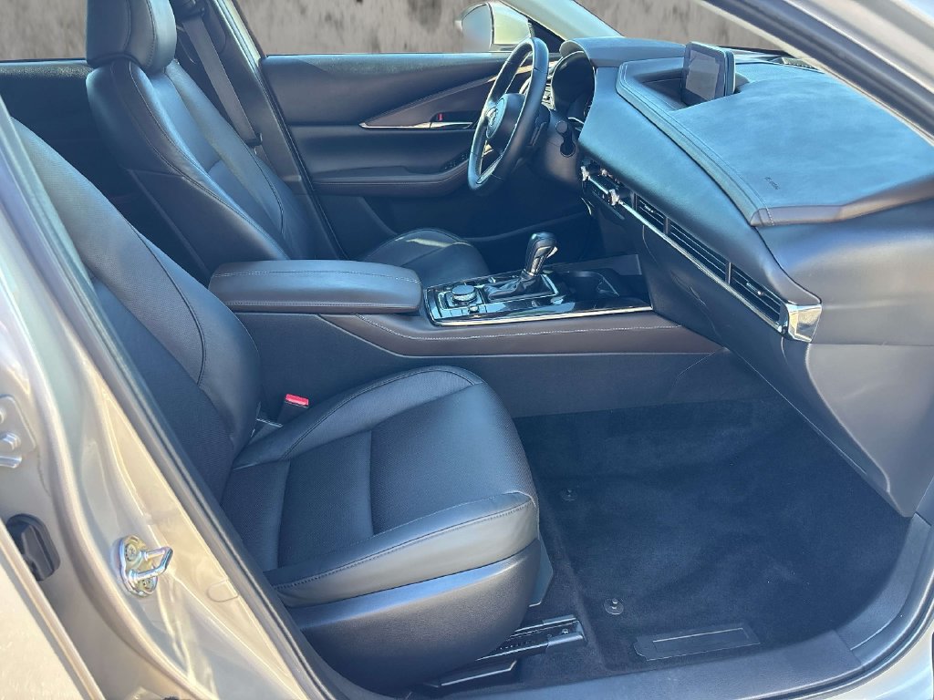 Certified 2023 MAZDA CX-30 AWD 2.5 S w/ Premium Package image 16