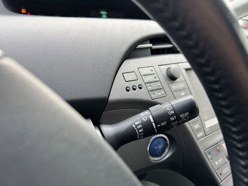 Used 2012 Toyota Prius Four image 18