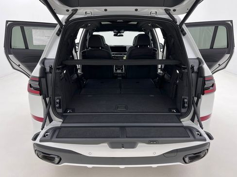 New 2026 BMW X7 xDrive40i w/ Executive Package image 7