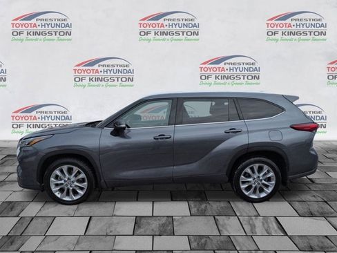 Certified 2020 Toyota Highlander Limited image 7