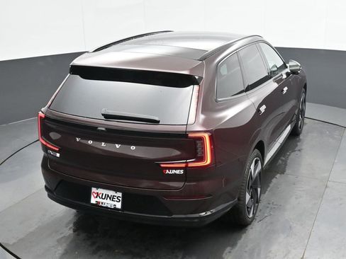 New 2025 Volvo EX90 Ultra AWD/4WD image 31