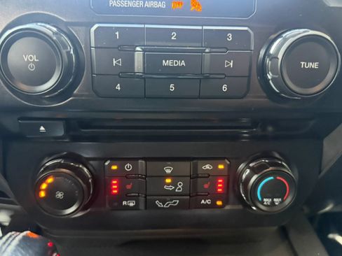 Used 2016 Ford F150 XLT w/ Equipment Group 302A Luxury AWD/4WD image 34